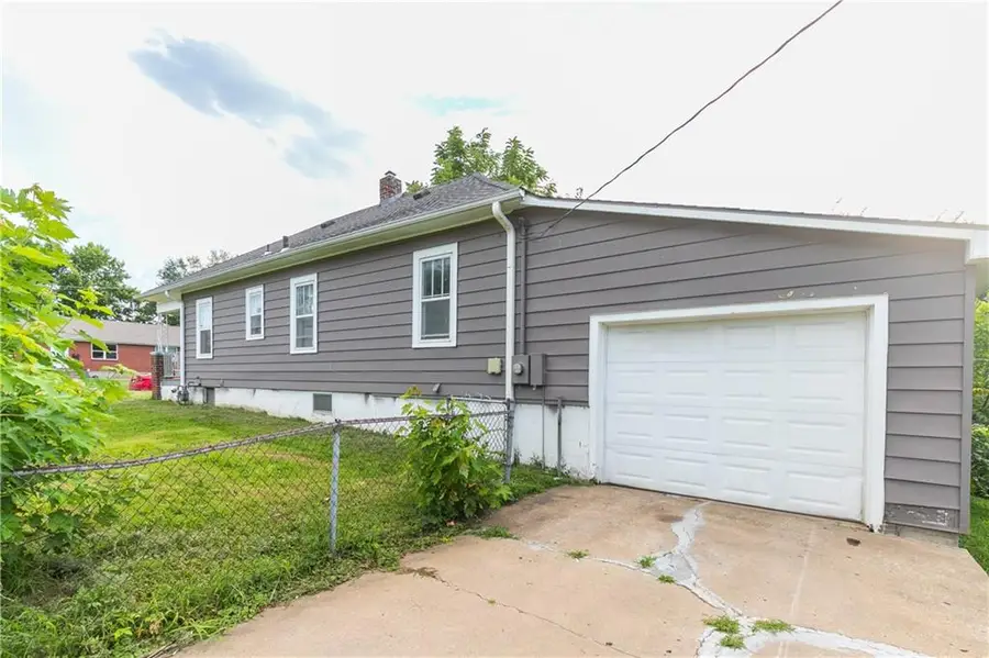 11324 E 14th Street, Independence, MO 64052 - #3