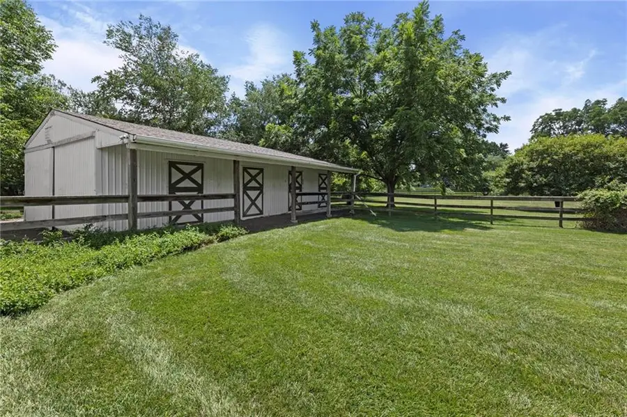 15005 S Rosehill Road, Olathe, KS 66062 - #3
