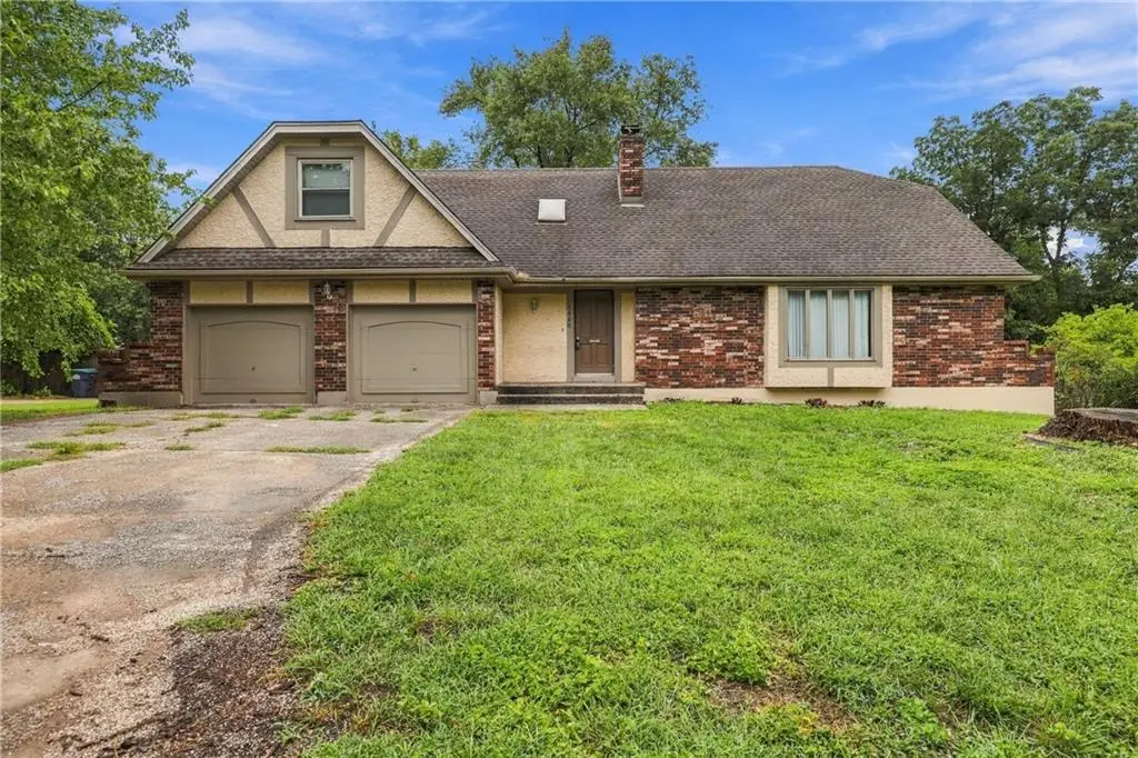 1600 Dana Drive, Blue Springs, MO 64014 - #1