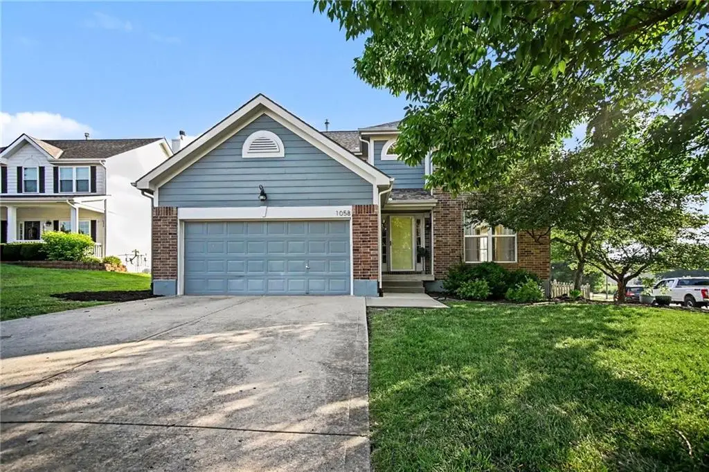 1058 Maple Woods Terrace, Liberty, MO 64068 - #1