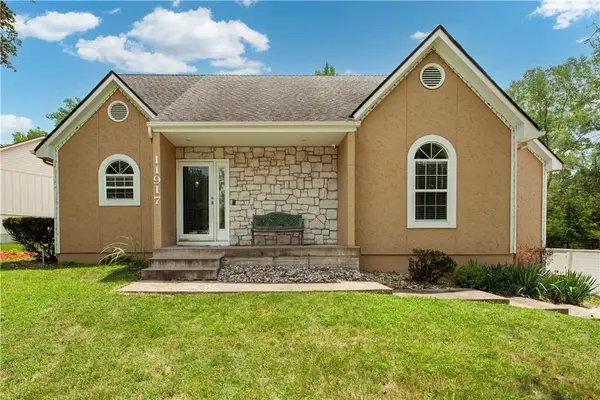 11917 Virginia Avenue, Kansas City, MO 64146