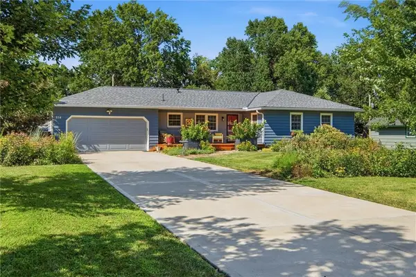 214 W 114th Street, Kansas City, MO 64114