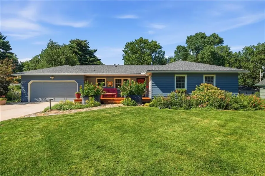 214 W 114th Street, Kansas City, MO 64114 - #2