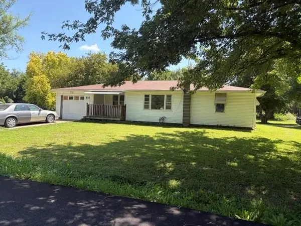 218 Wilmer Lane, St Joseph, MO 64504