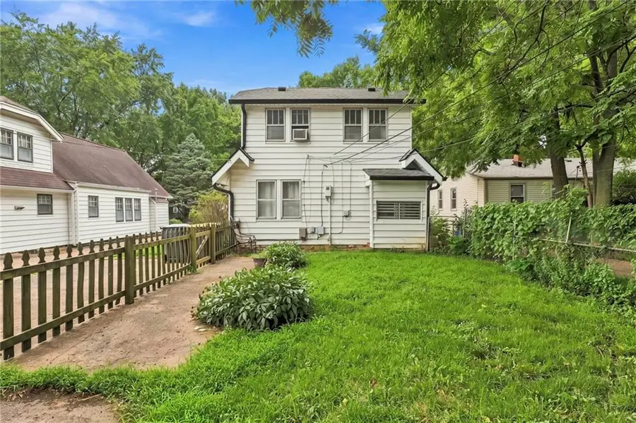 7535 Mcgee Street, Kansas City, MO 64114 - #2