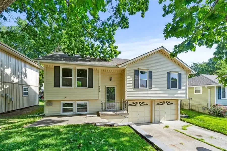 8806 NE 73rd Street, Kansas City, MO 64158 - #2