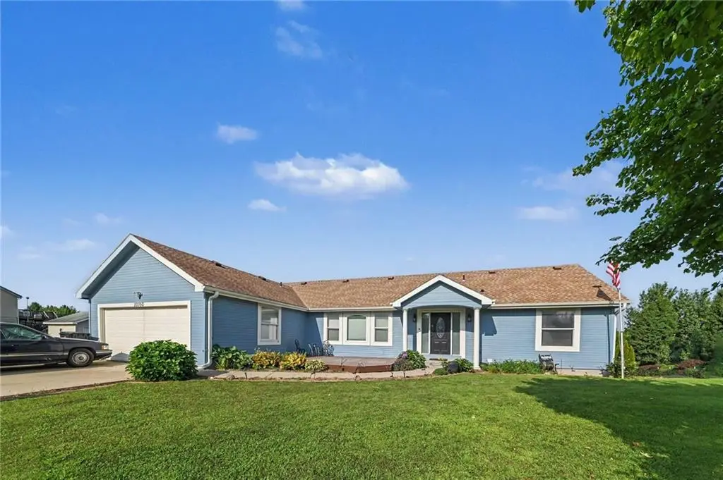 20350 Orchard Lane, Saint Joseph, MO 64505 - #1