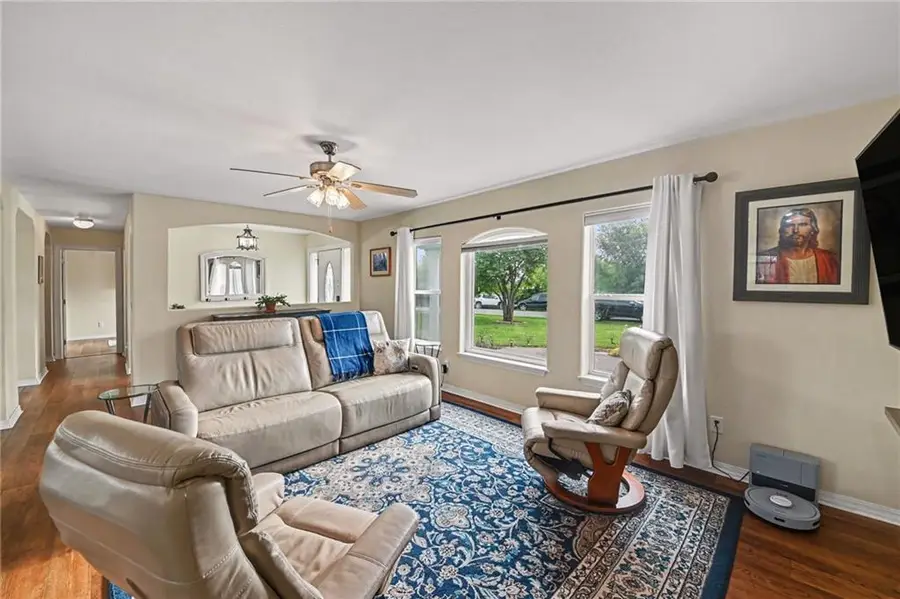 20350 Orchard Lane, Saint Joseph, MO 64505 - #3