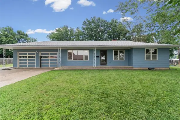 804 SW 19th Street, Blue Springs, MO 64015