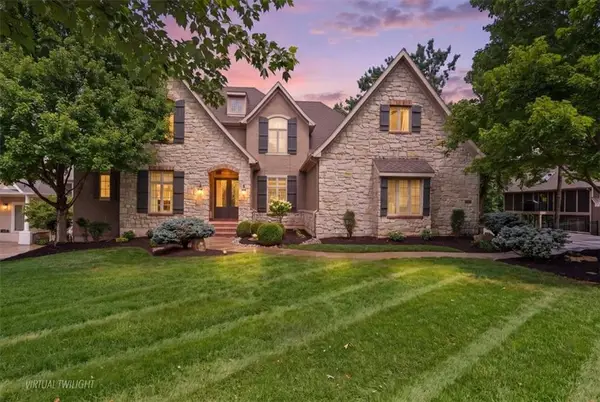 9702 W 144th Terrace, Overland Park, KS 66221