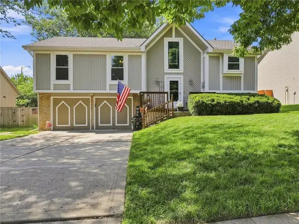4109 NW 64th Place, Kansas City, MO 64151