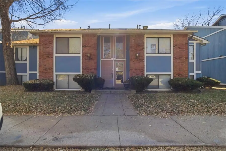 8139 Holmes Road #202, Kansas City, MO 64131 - #2