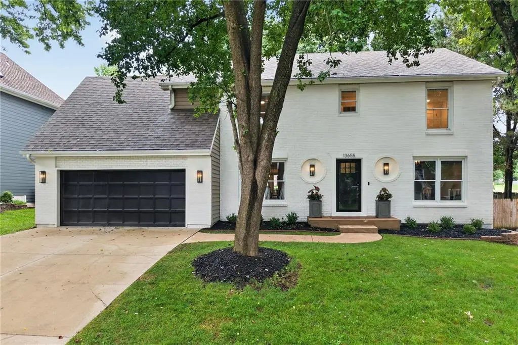 13655 S Sycamore Street, Olathe, KS 66062 - #1