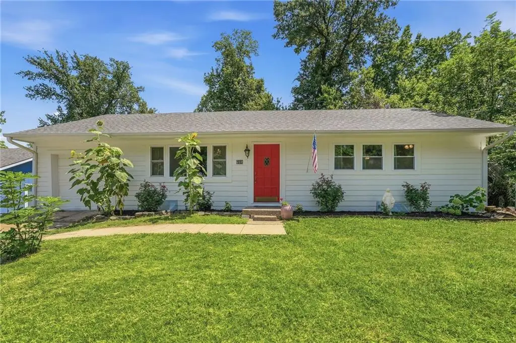 905 N 80th Terrace, Kansas City, KS 66112 - #1