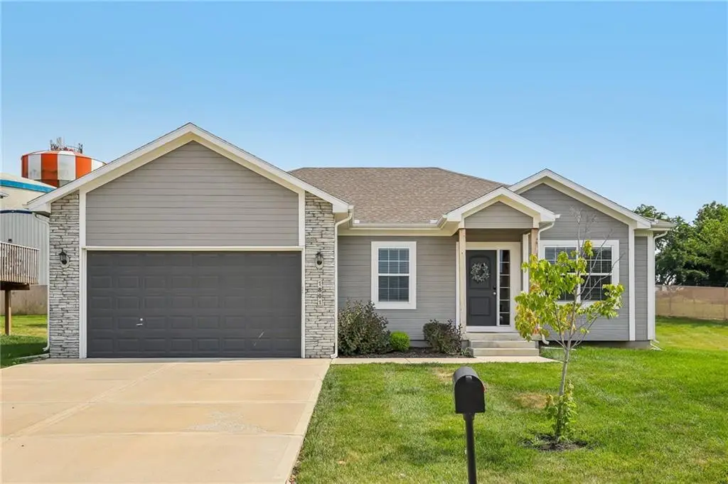 1801 NW Hilltop Court, Grain Valley, MO 64029 - #1