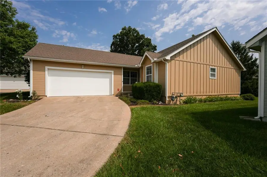 5209 S Megan Drive, Independence, MO 64055 - #2