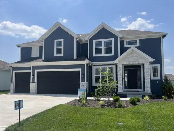 17470 W 169th Terrace, Olathe, KS 66062