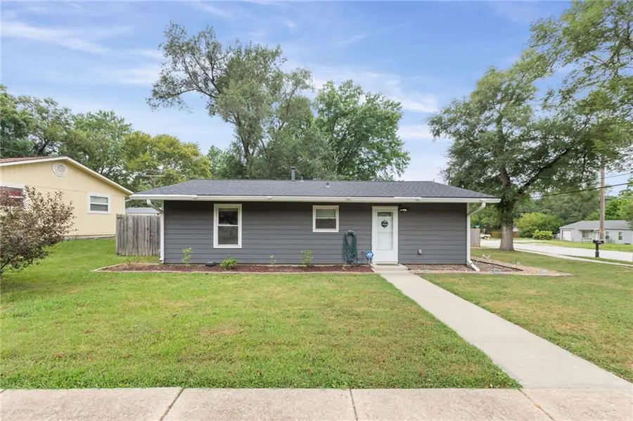 1333 E 19th Street, Lawrence, KS 66046 - #2