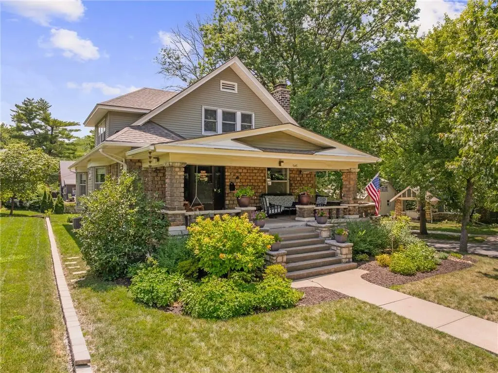 949 W 33rd Terrace, Kansas City, MO 64111 - #1