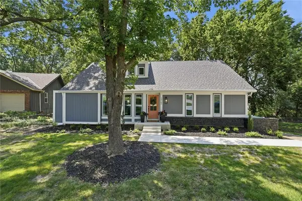 13709 W 70th Street, Shawnee, KS 66216