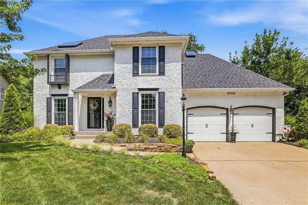 15326 W 92nd Place, Lenexa, KS 66219