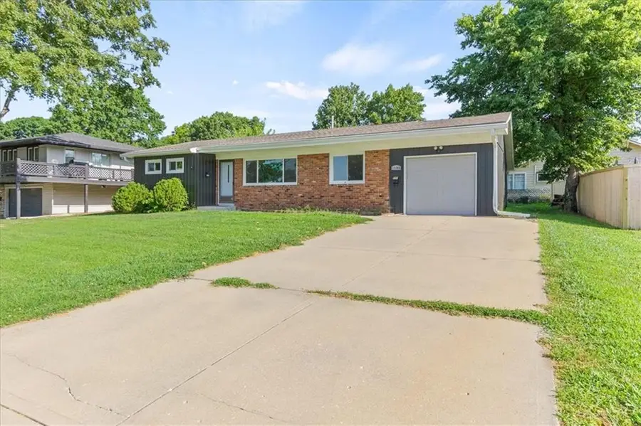 11108 W 70th Terrace, Shawnee, KS 66203 - #3