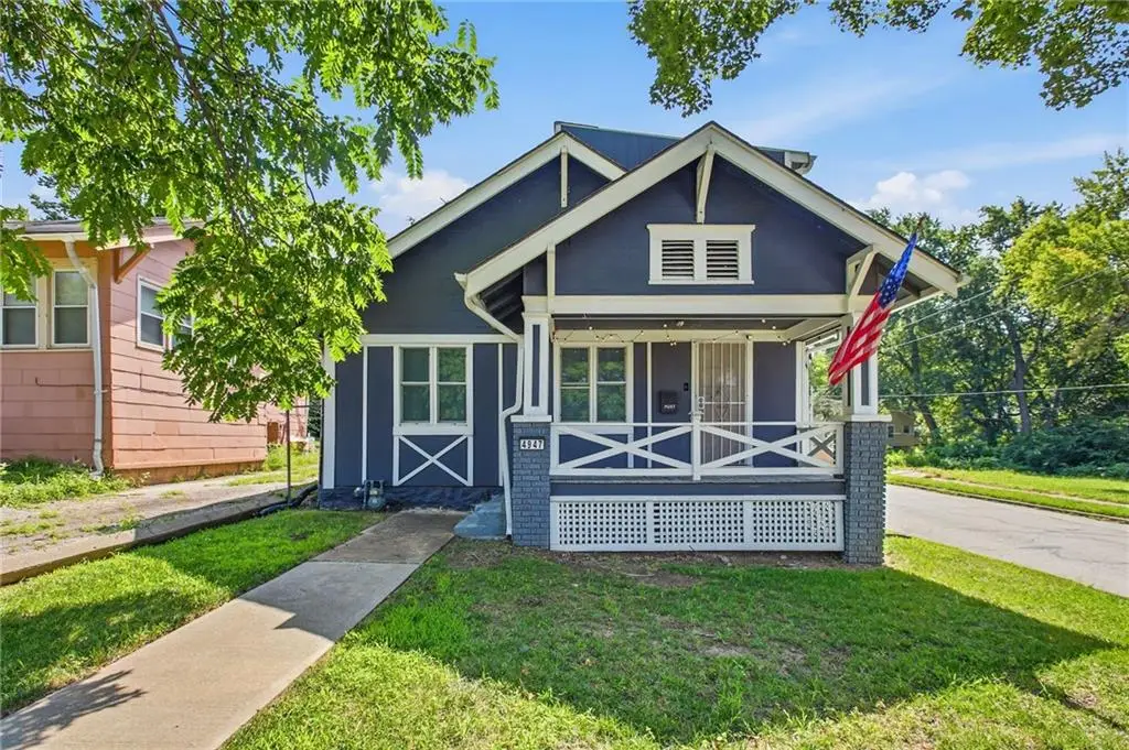 4947 Woodland Avenue, Kansas City, MO 64110 - #1