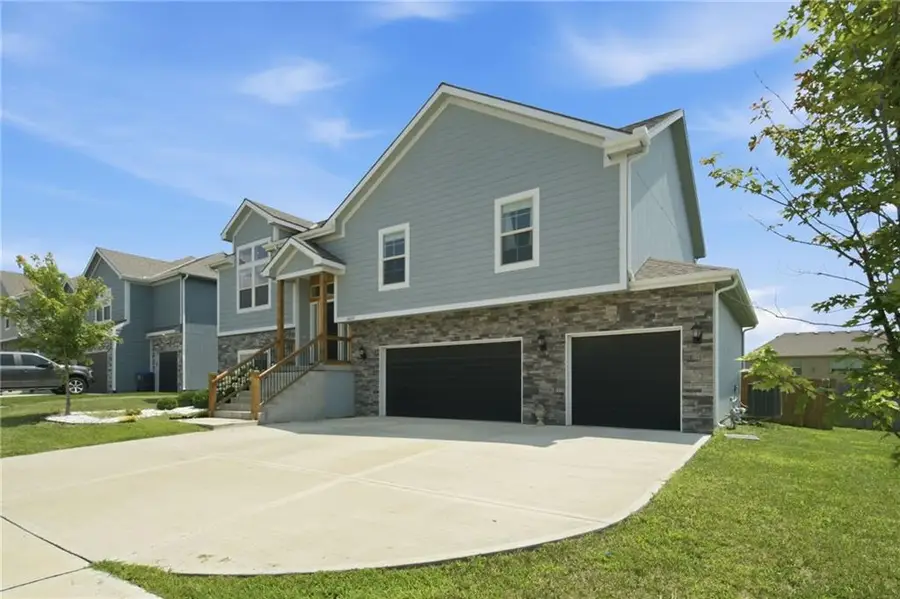 16029 Craig Street, Basehor, KS 66007 - #3