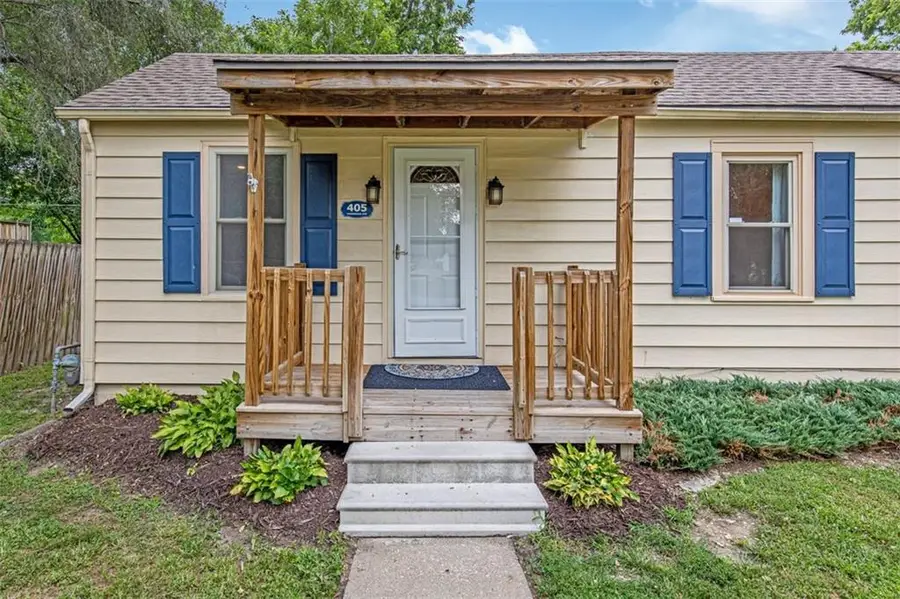 405 Hardwicke Avenue, Birmingham, MO 64161 - #3