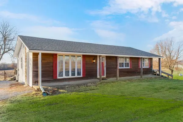 17504 State Route 33 Highway, Holt, MO 64048