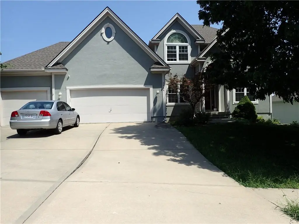 2924 SW Silverspur Road, Lees Summit, MO 64081 - #1