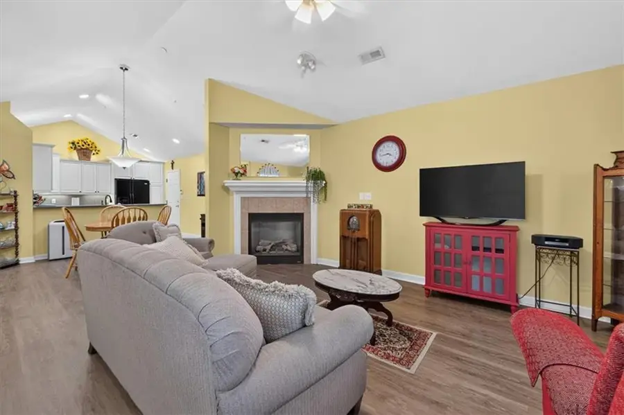 23416 W 71st Terrace, Shawnee, KS 66227 - #2