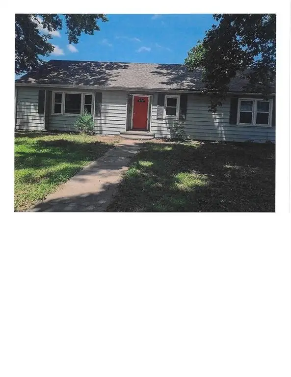 305 E Orchard Street, Odessa, MO 64076 - #1