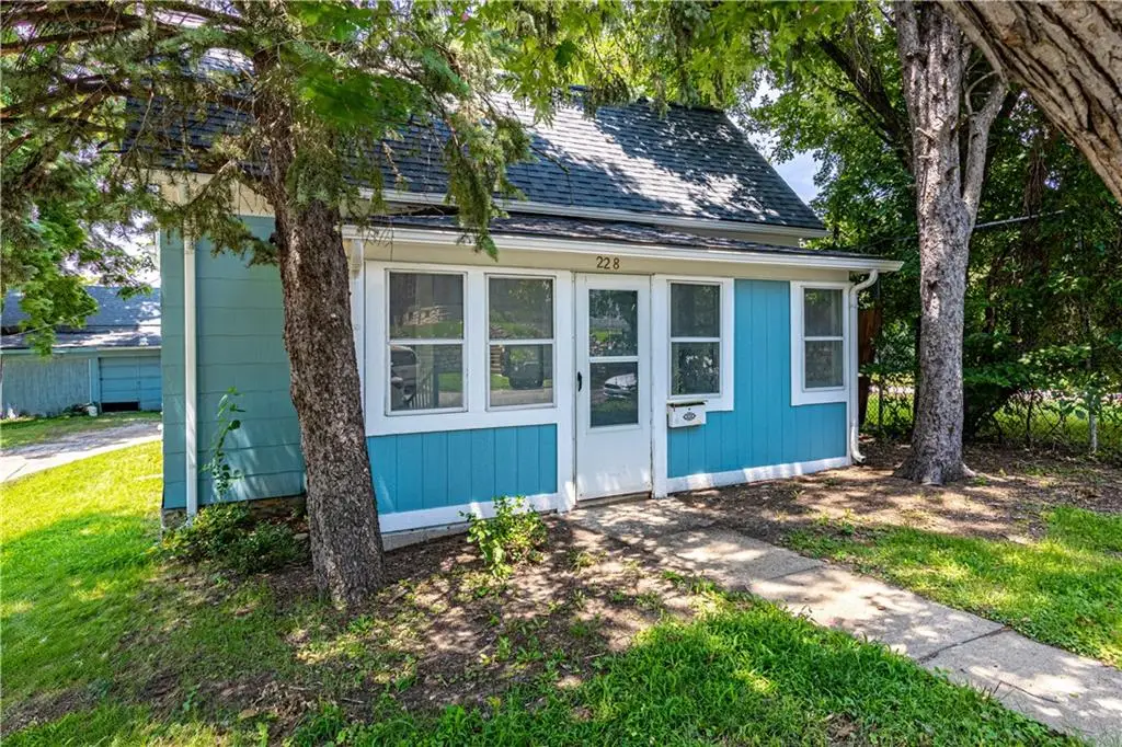 228 N 24th Street, Kansas City, KS 66102 - #1