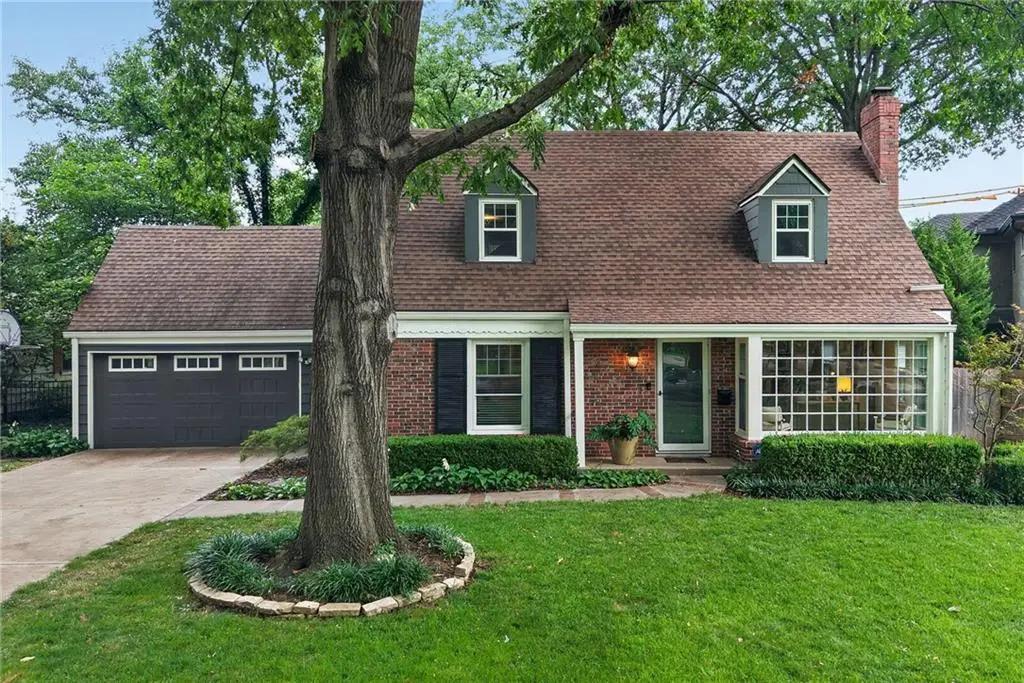 5649 Norwood Street, Fairway, KS 66205 - #1