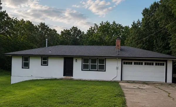 11121 Leavenworth Road, Kansas City, KS 66109