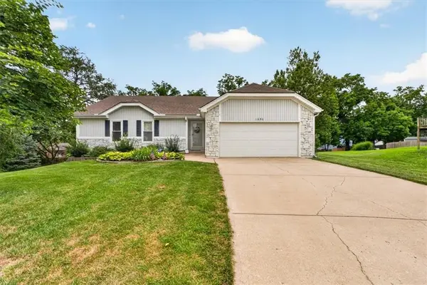 1650 N Sunset Street, Olathe, KS 66061