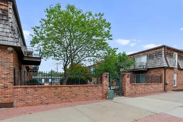 4426 Jarboe Street #1, Kansas City, MO 64111