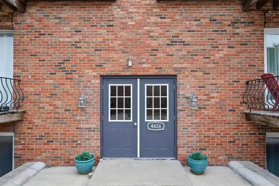 4426 Jarboe Street #1, Kansas City, MO 64111 - #3