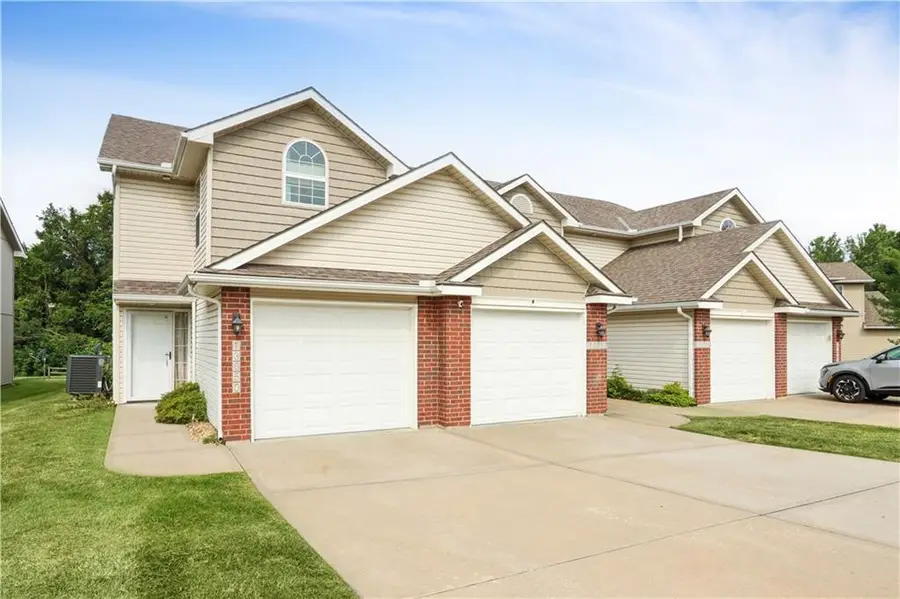 13650 Oak Valley Drive, Platte City, MO 64079 - #2
