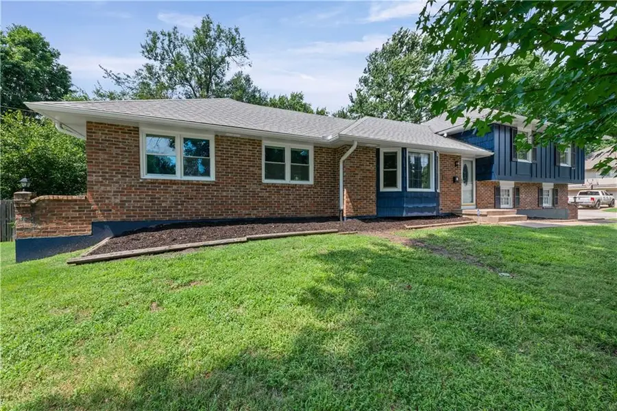 6500 Sterling Avenue, Raytown, MO 64133 - #2