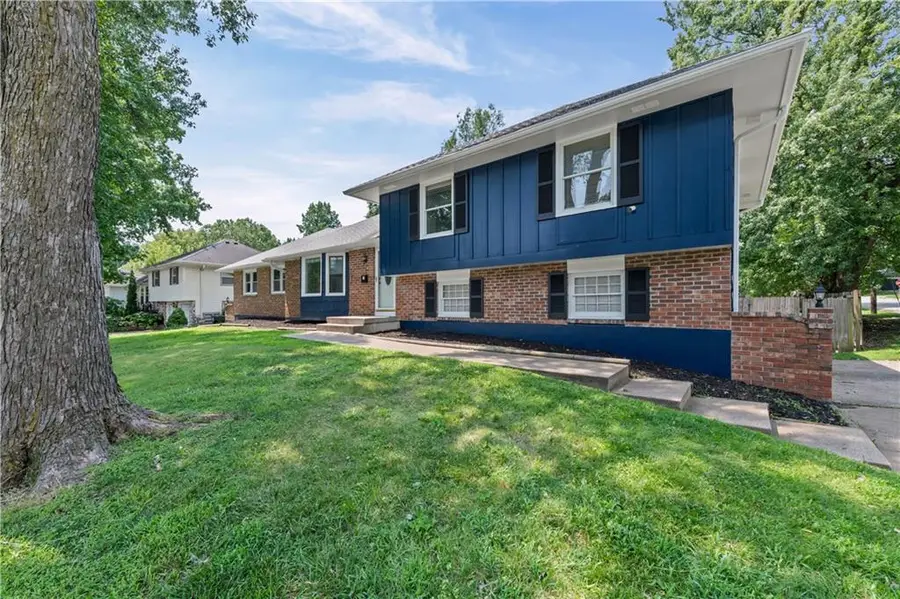 6500 Sterling Avenue, Raytown, MO 64133 - #3