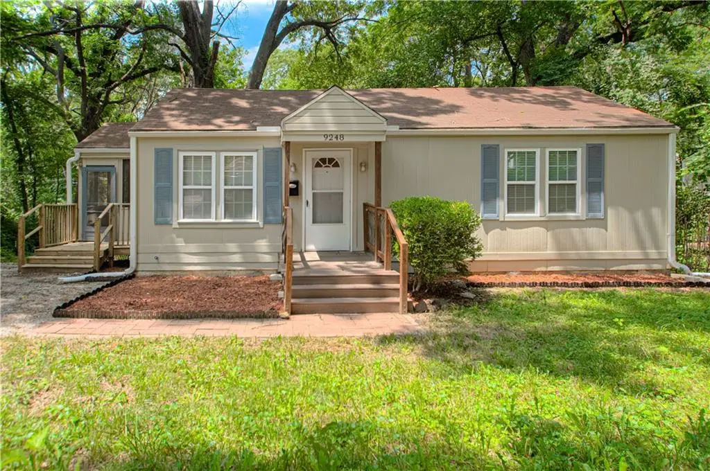 9248 Mcgee Street, Kansas City, MO 64114 - #1