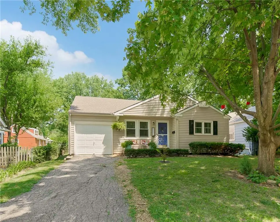 8001 Mercier Street, Kansas City, MO 64114 - #1