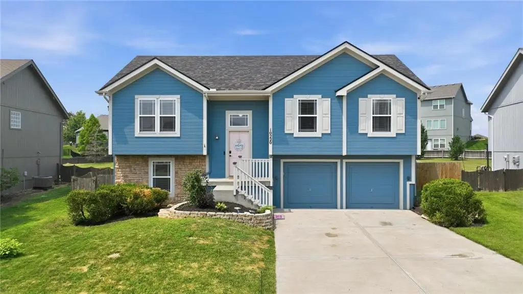 10220 N Lewis Avenue, Kansas City, MO 64157 - #1