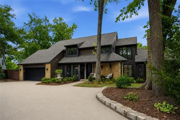 3505 Shawnee Mission Parkway, Fairway, KS 66205
