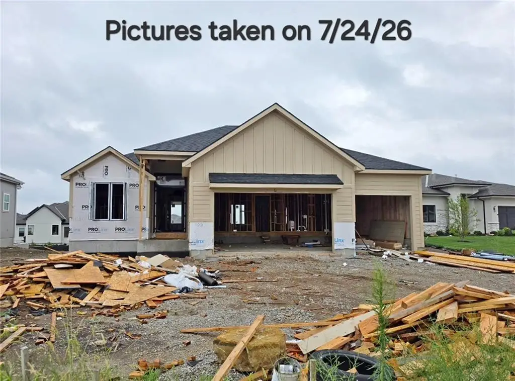 11251 S Gleason Road, Olathe, KS 66061 - #1