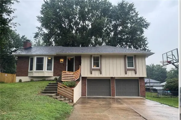 414 Kingsley Avenue, Liberty, MO 64068