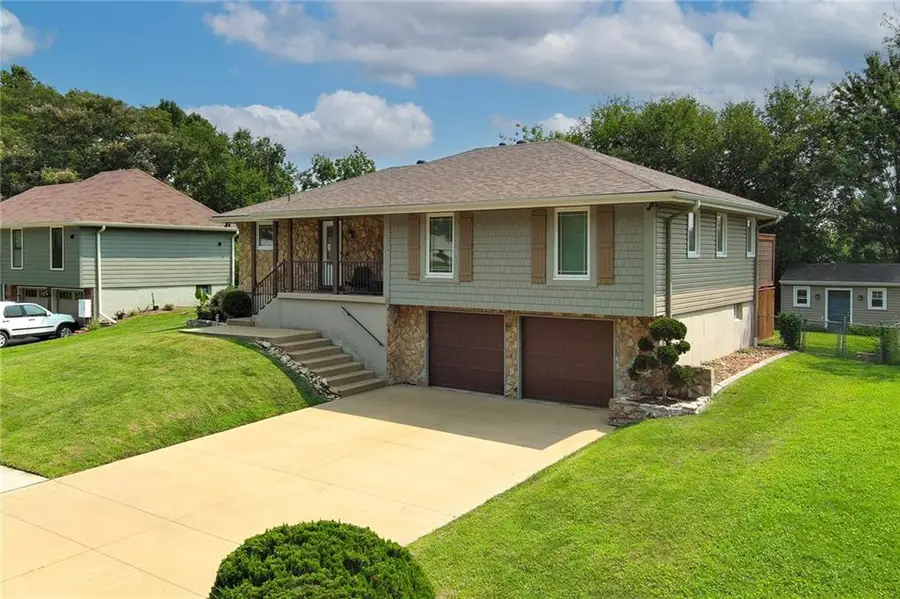 411 SE Claremont Street, Lees Summit, MO 64063 - #3