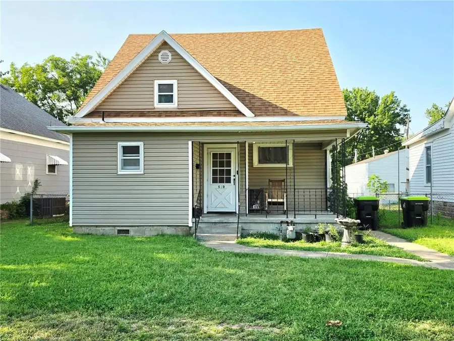 510 W 2nd Street, Pittsburg, KS 66762 - #2